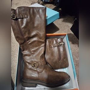 Women boots 👢